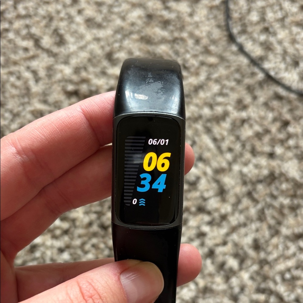 Fitbit Charge 5